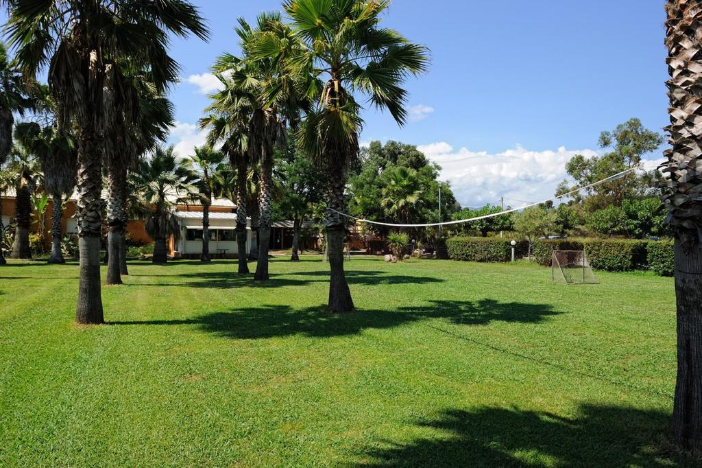 Hotel Le Banana's Aleria (Corsica)